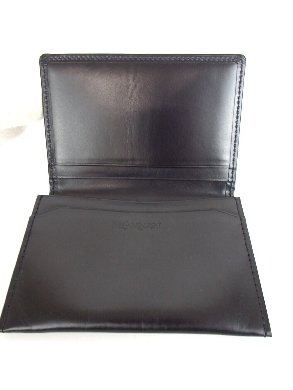 Authentic Yves Saint Laurent card case  leather[Used] - Picture 10 of 15